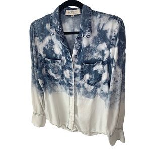 SALE Thread & Supply Acid Wash Lyocell Ombre Chambray Long Sleeve Roll Tab Top M